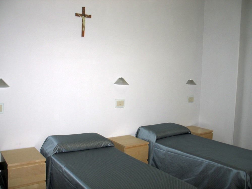 Casa Per Ferie Margherita Diomira Hotel 2*