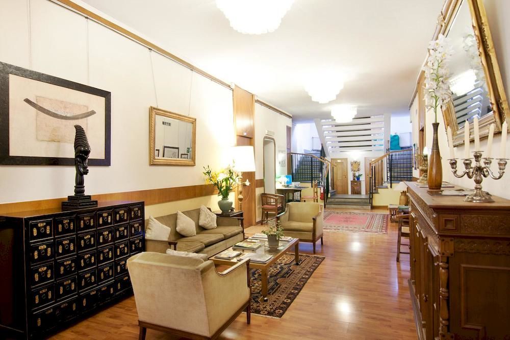 Marignoli Apartment
