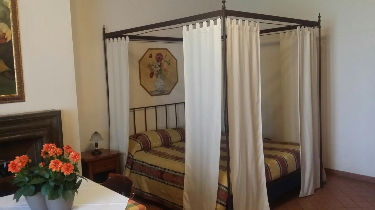 Aparthotel Casale Mostacciano