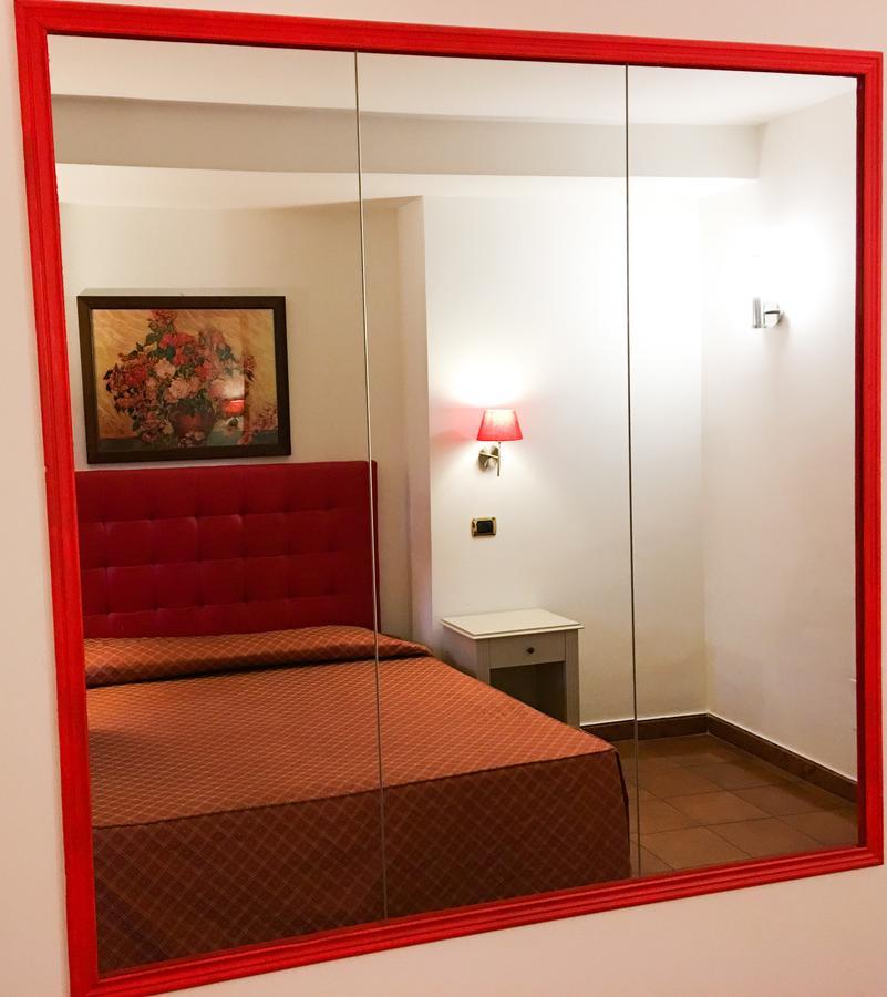 Quadrifoglio Eur Hotel