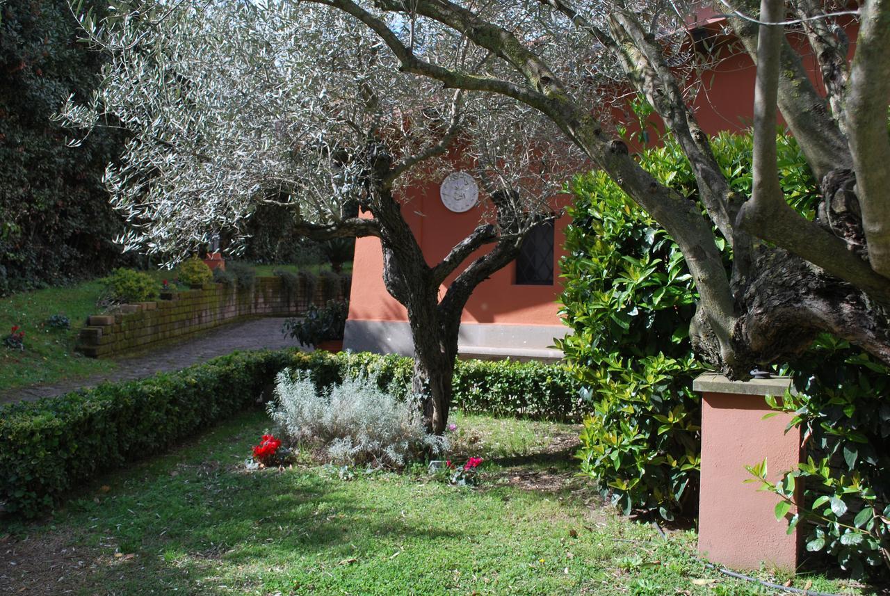 Aparthotel Casale Mostacciano 3*