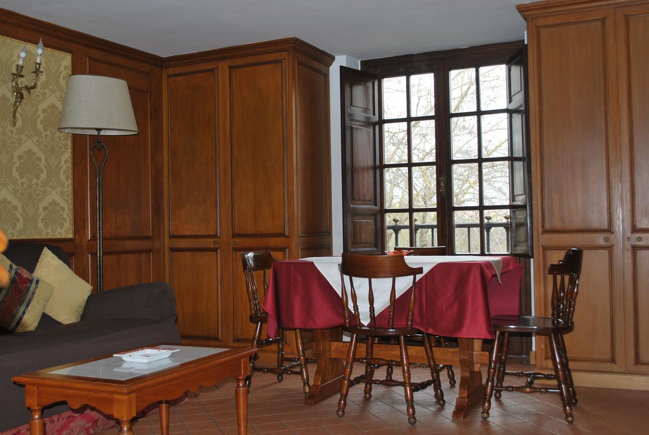 Aparthotel Casale Mostacciano Rome