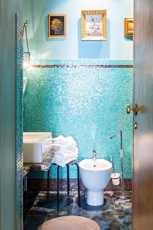 - Monti Bed & Breakfast Rome