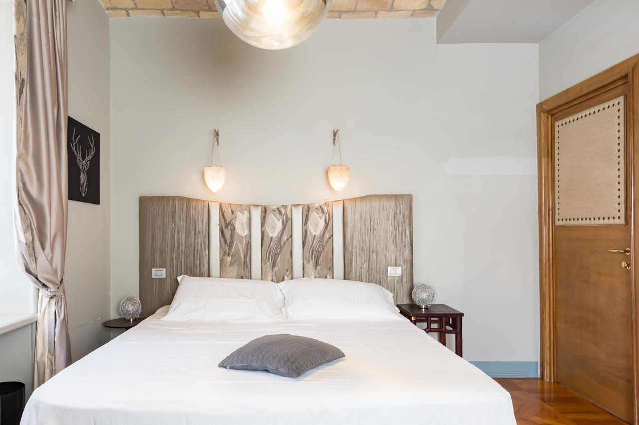 Bed & Breakfast - Monti 2*
