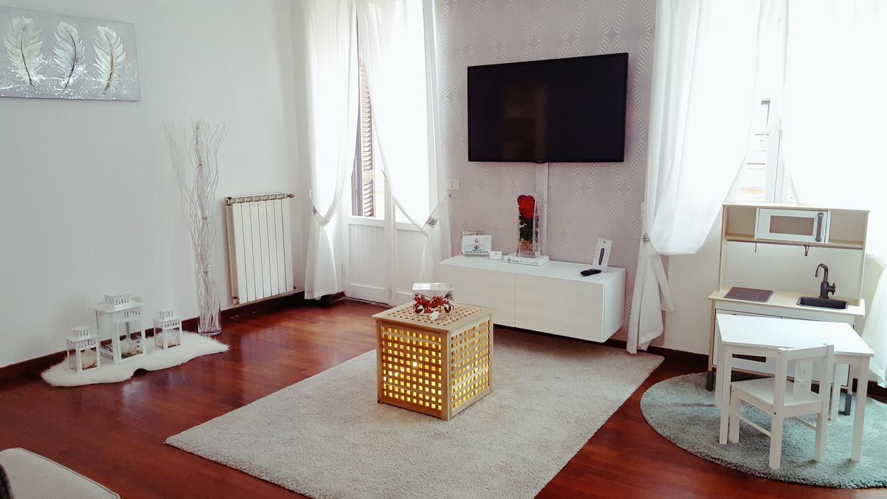 Apartment Wembacher Palace Fontana Di Trevi Rome