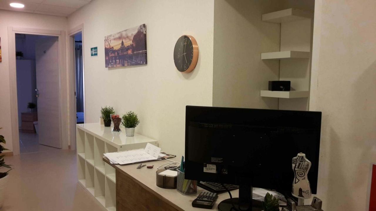 Domus Italiana Guest house 3*