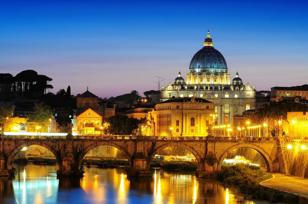 Dm Vatican Luxury Apartment