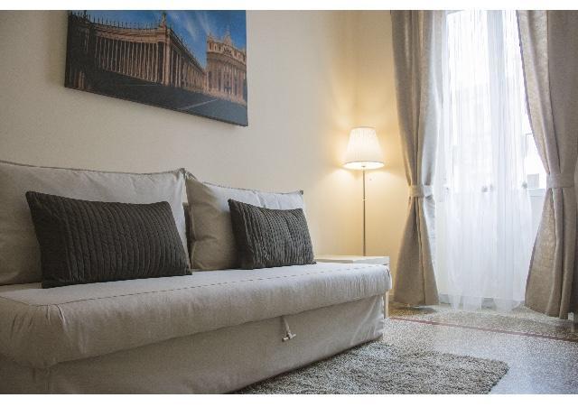 Appartement Emi House San Giovanni , Intero - 80 Mq Rome