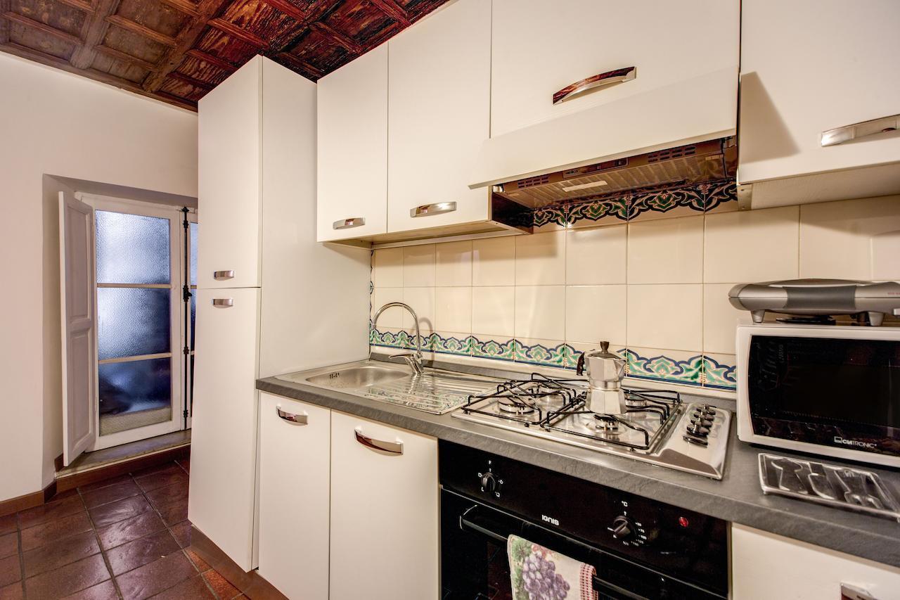 Apartment Piazza Navona Rome