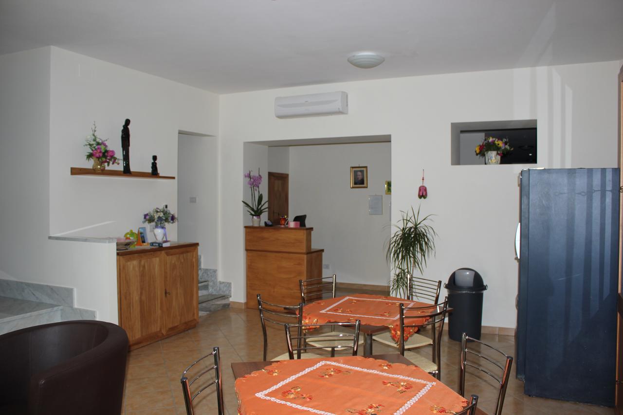 Casa Per Ferie Beato Rosaz Affittacamere 3*