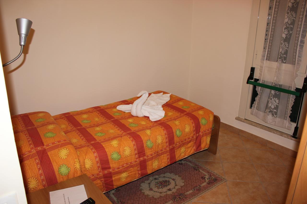 Casa Per Ferie Beato Rosaz Affittacamere 3*