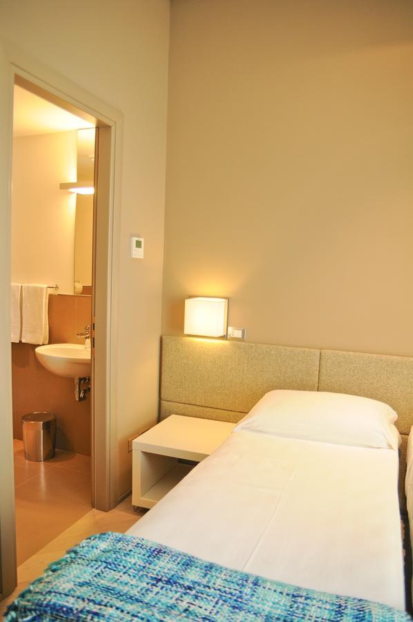 Bed & Breakfast Carini 58