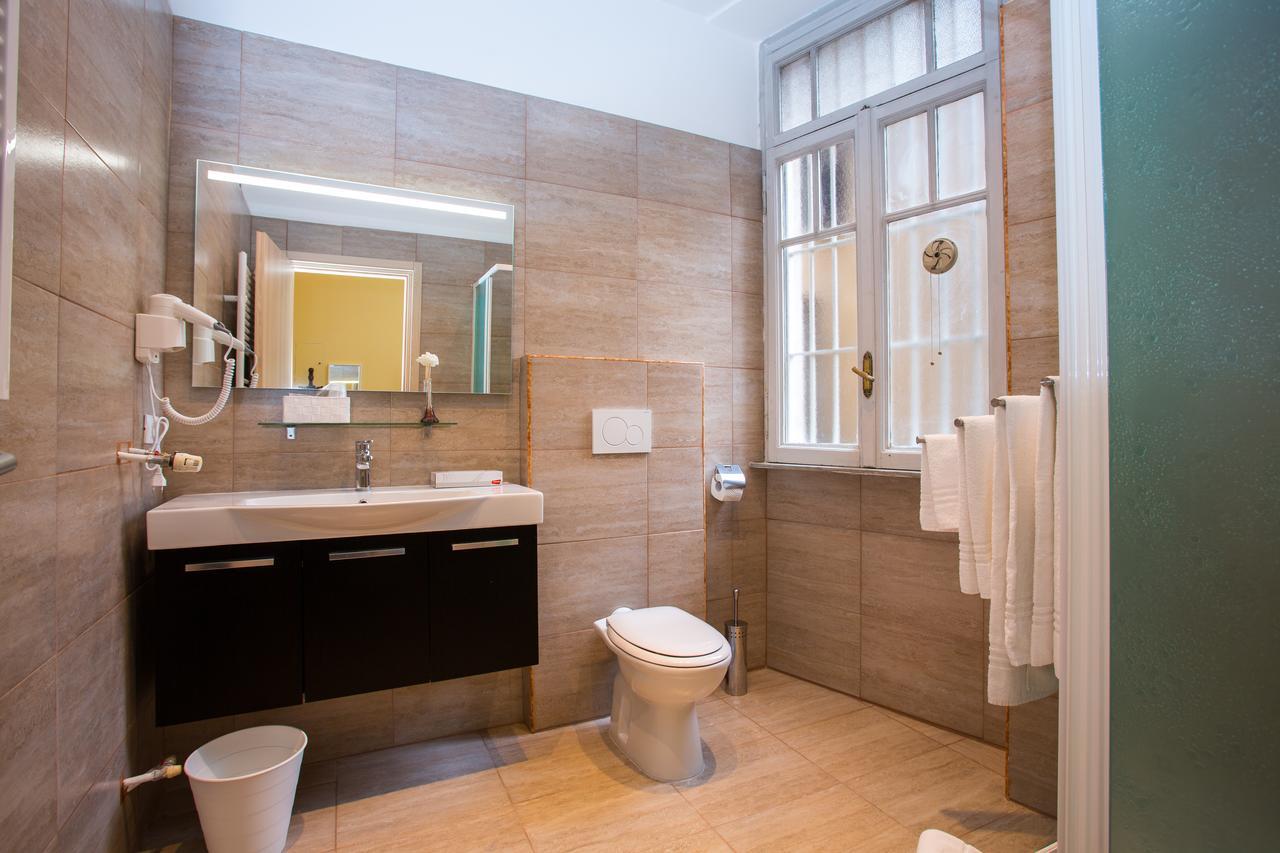 Bq House Castello Luxury 2* Rome