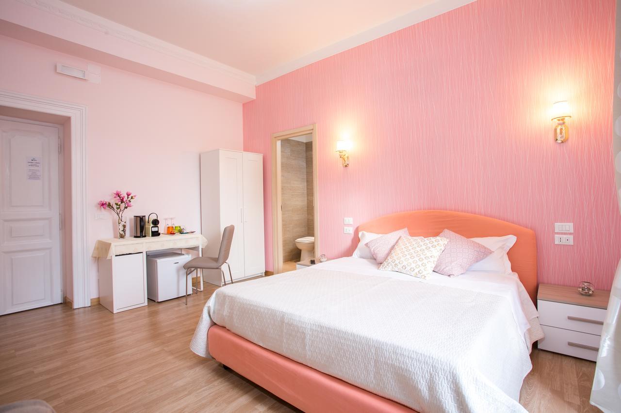Bq House Castello Luxury Bed & Breakfast 2*