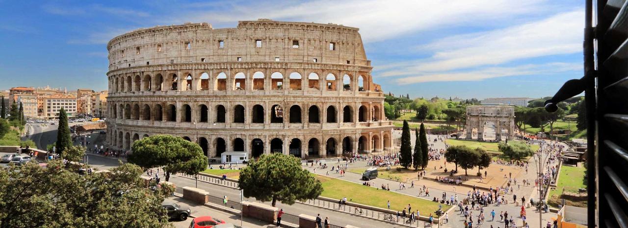 The Colosseum Apartment Rome