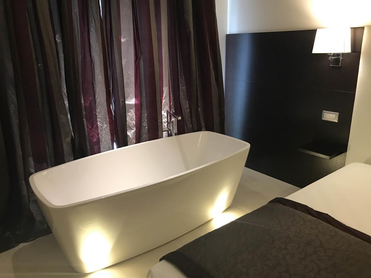 Bed & Breakfast Holidays Boutique 4*