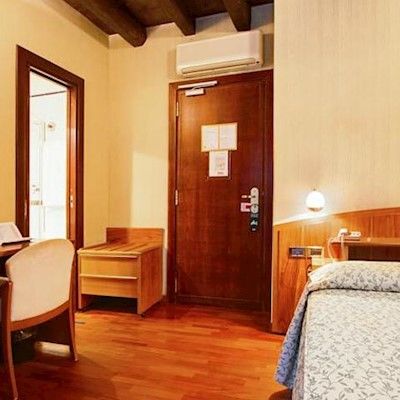 Hotel Corot