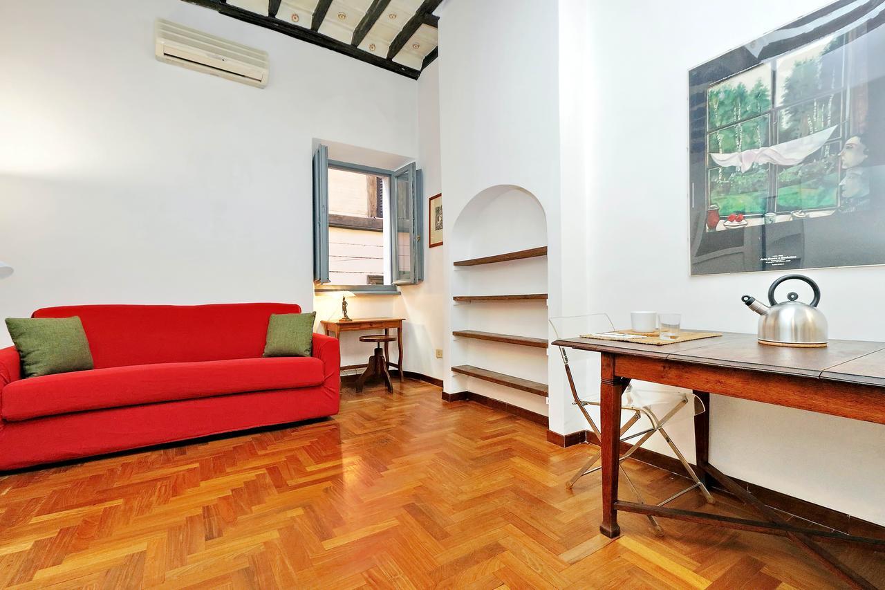 Coronari Apartment Rome