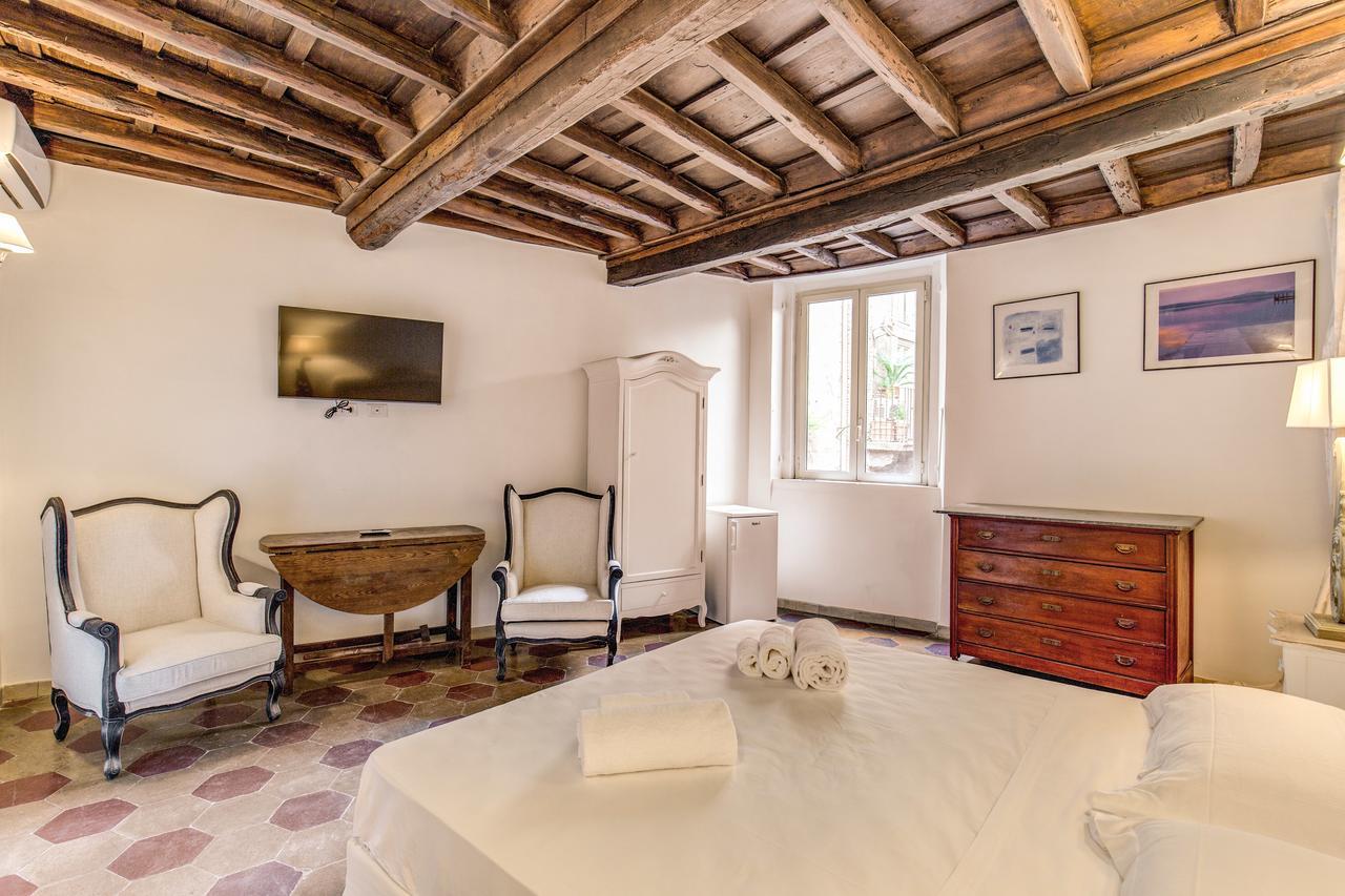 Apartment Piazza Navona Rome