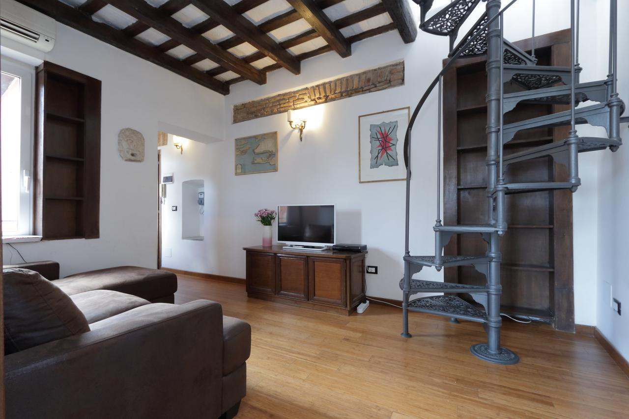 Garibaldi 2 Apartment Rome