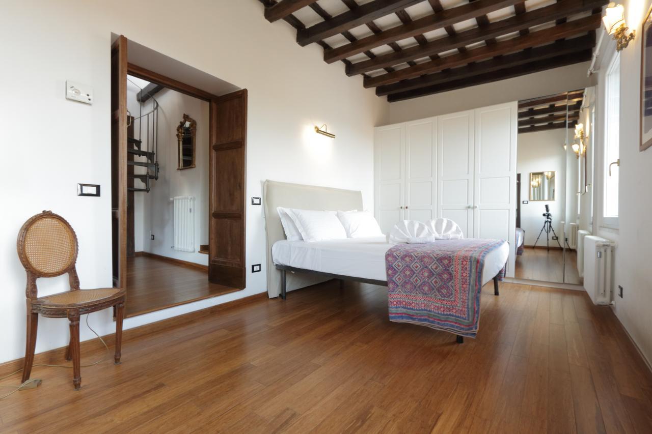 Apartment Garibaldi 2 Rome