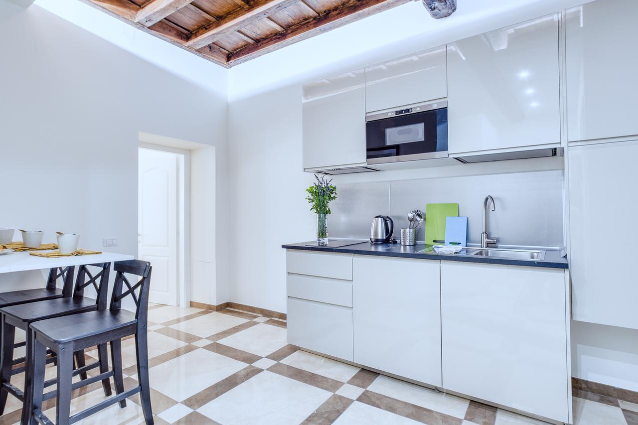 Flats Via Delle Muratte 2mins To Trevi Fountain * Roma