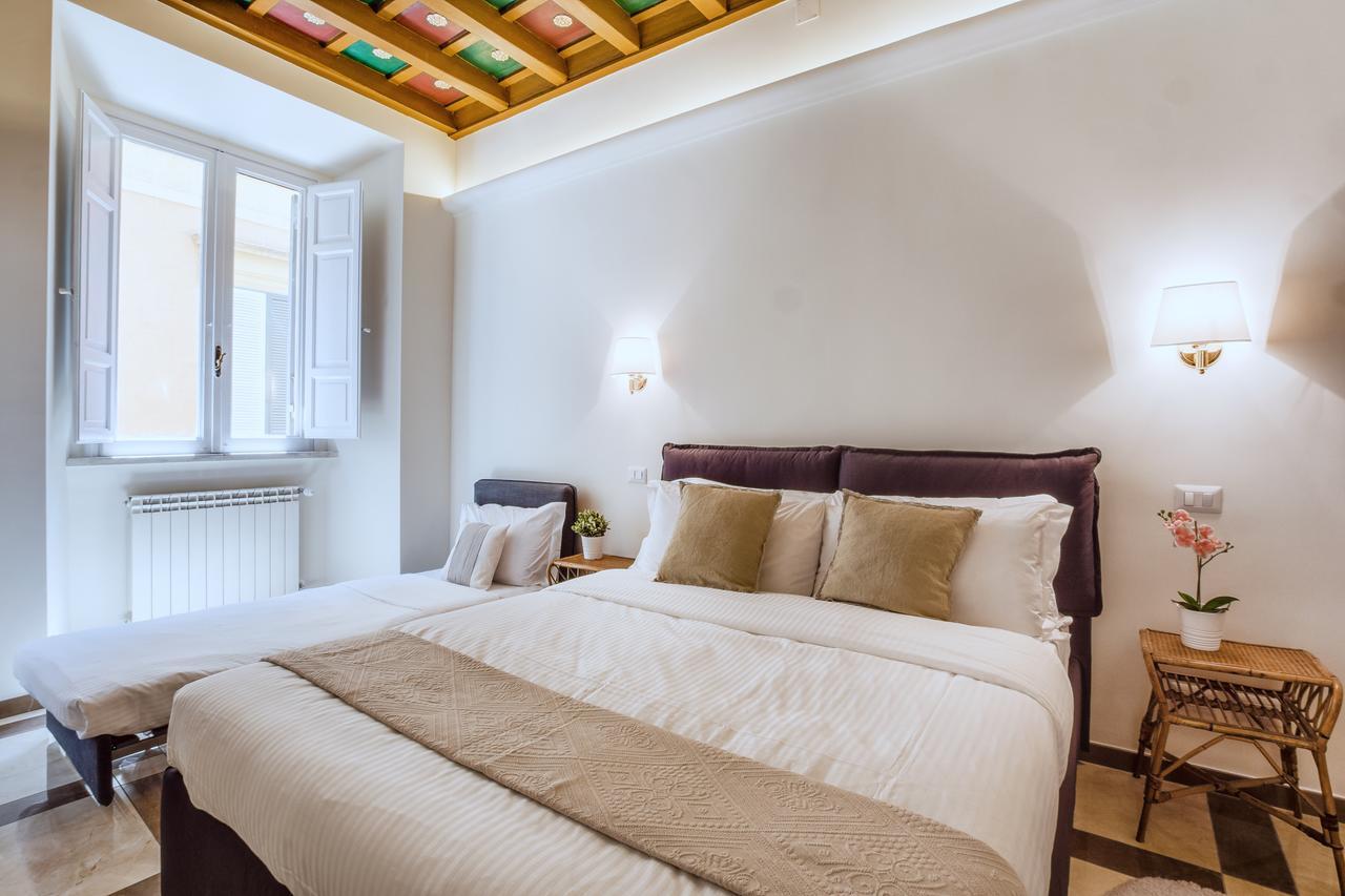 Flats Via Delle Muratte 2mins To Trevi Fountain Apartment