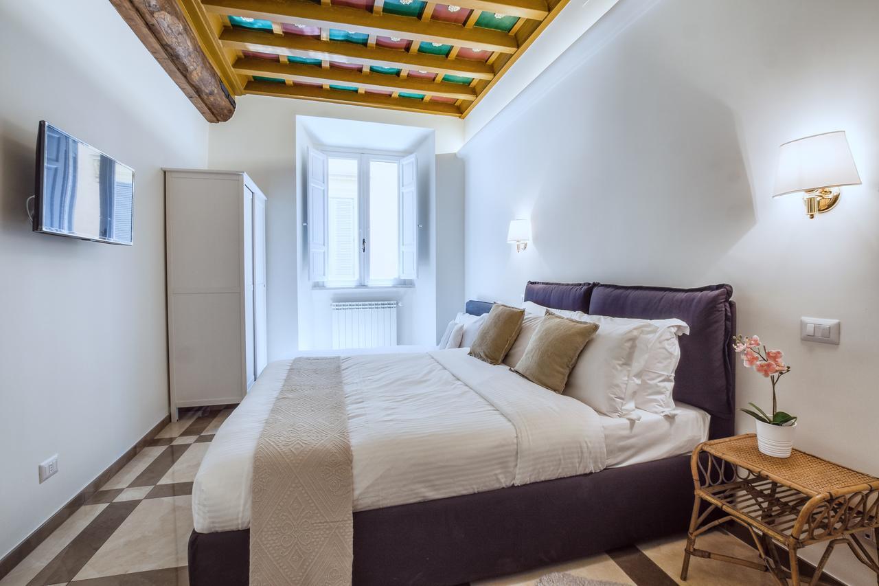 Flats Via Delle Muratte 2mins To Trevi Fountain