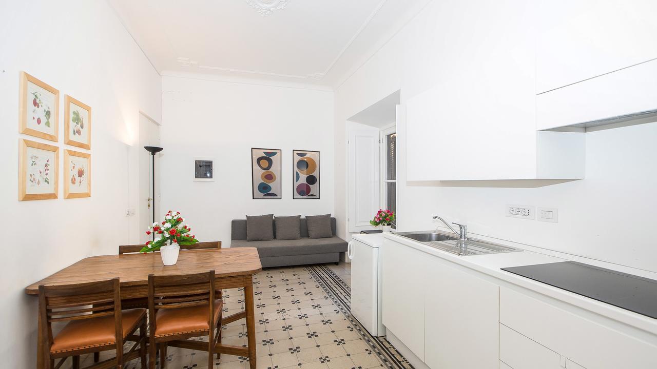 Arenula Apartment *