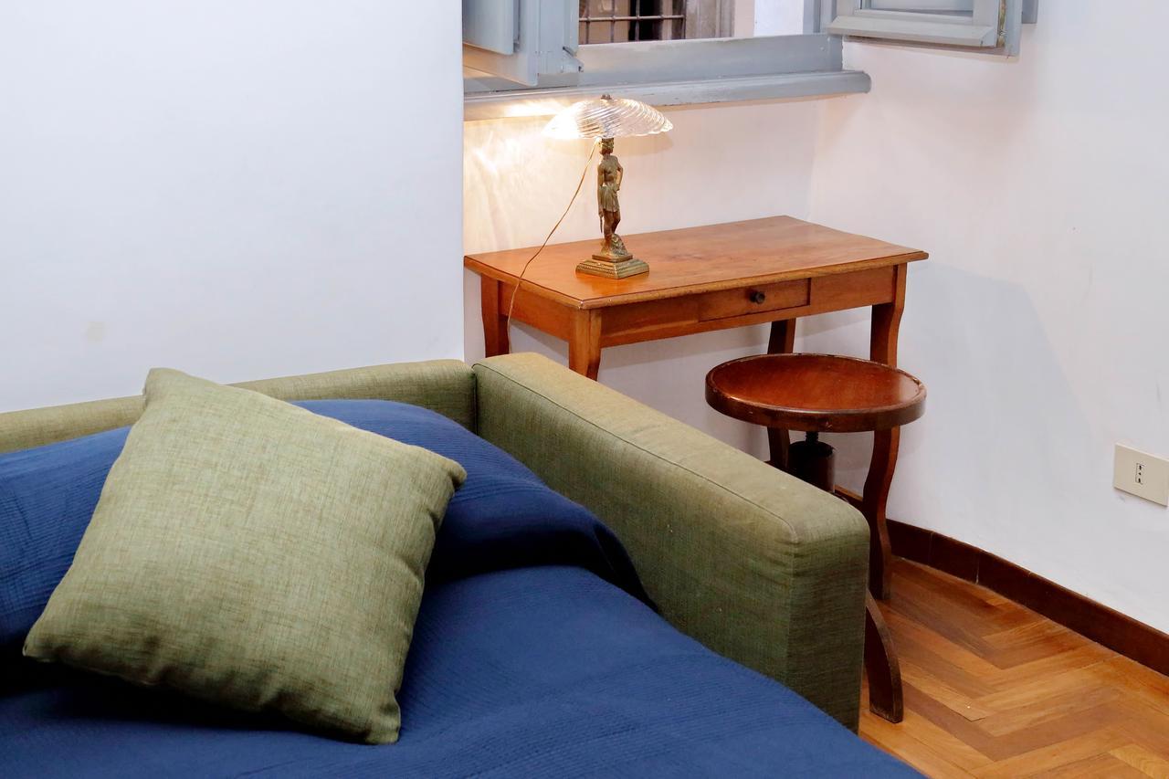 Apartment Coronari Rome