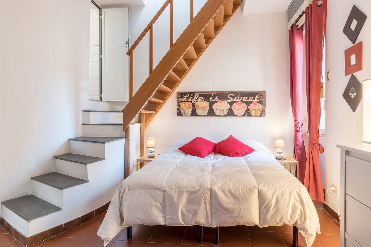 Penthouse With Terrace In The Heart Of * Roma