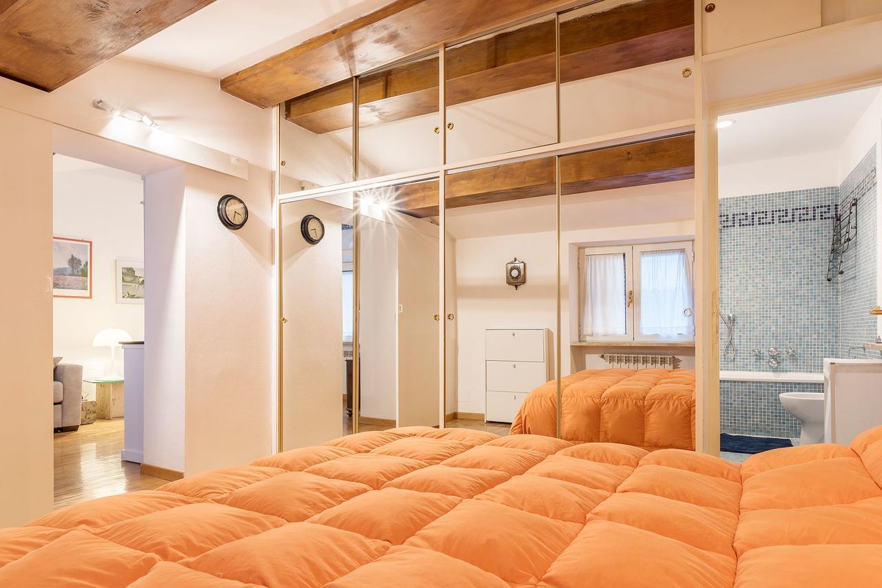 Penthouse With Terrace In The Heart Of * Roma