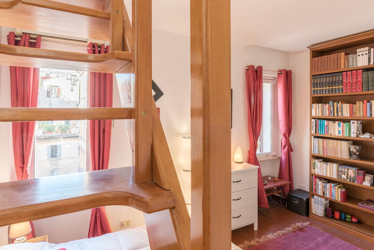 Penthouse With Terrace In The Heart Of Roma
