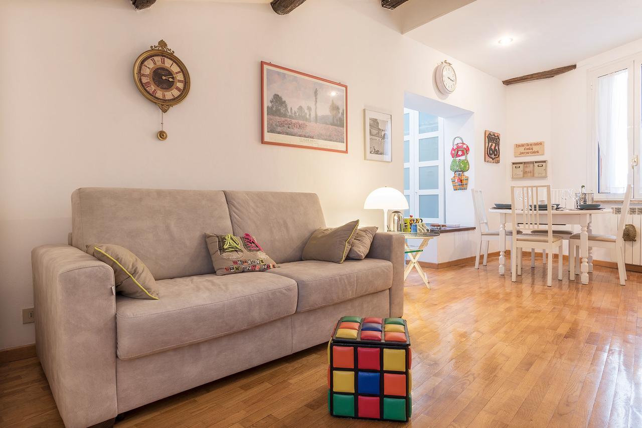 Penthouse With Terrace In The Heart Of * Roma