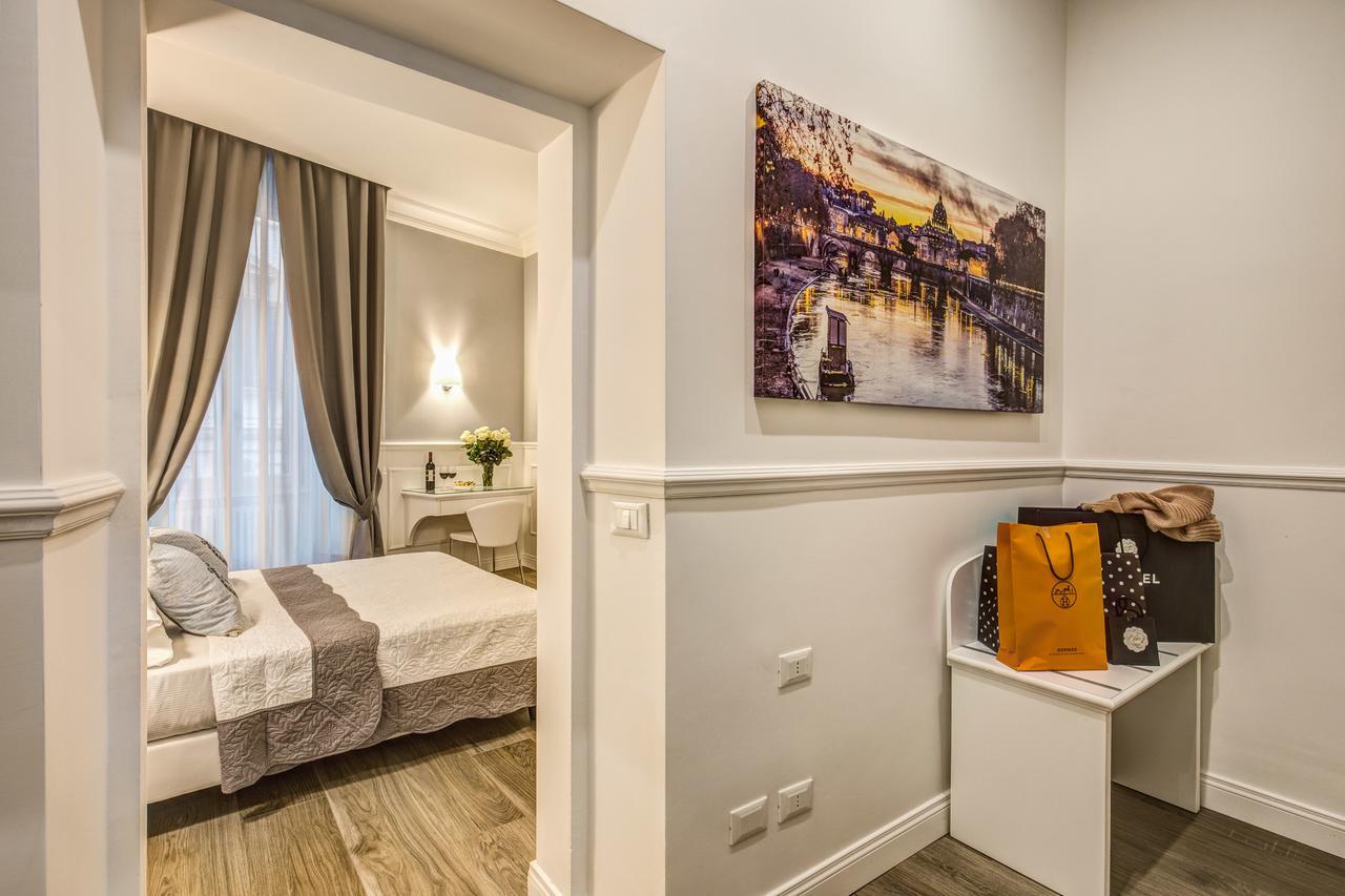 Guest house Piazza Di Spagna Just For Us 3*
