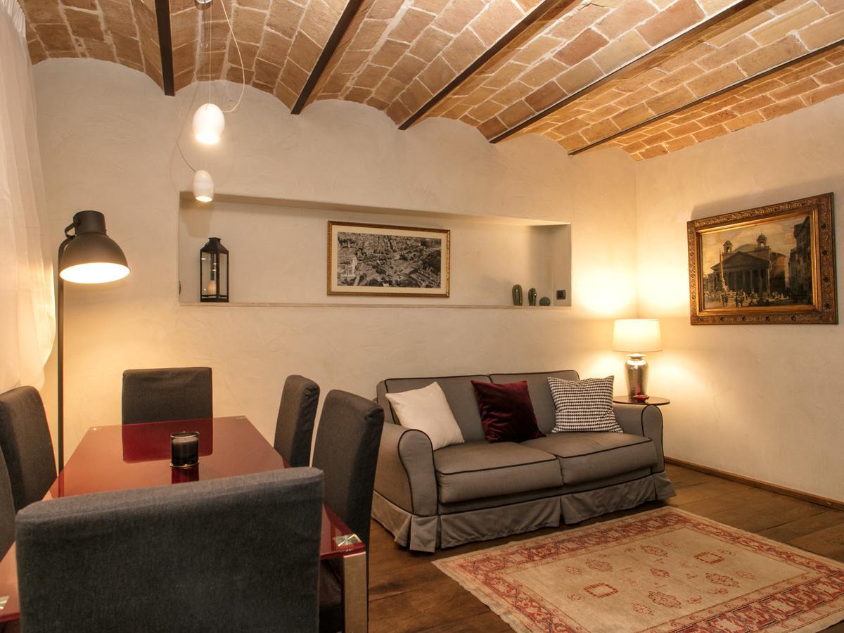 Piazza Venezia Luxury Design Rome