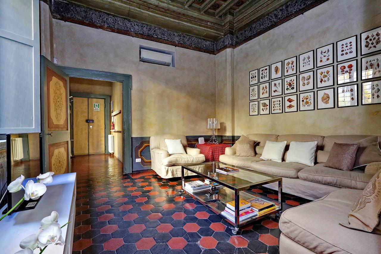 Valadier Historic Romeloft * Rome