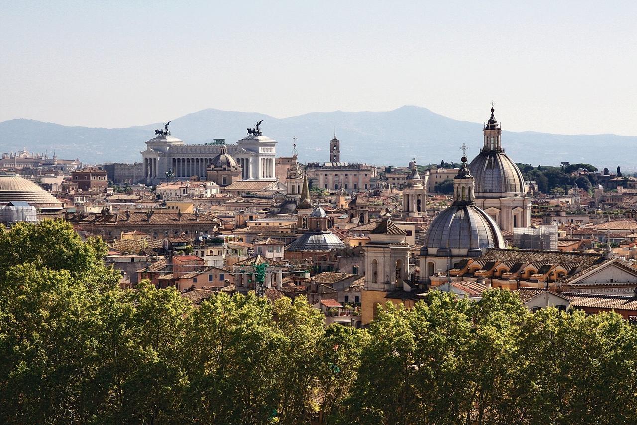 My Bed Vatican Museum 2*