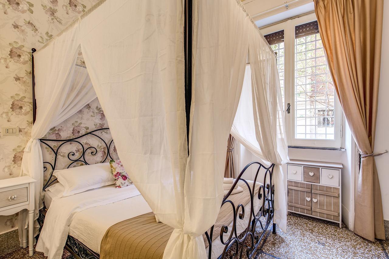Bed & Breakfast Colosseo Romeo Rome