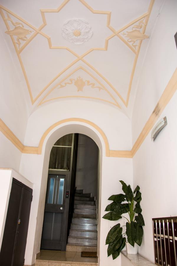 Couette-café House 3*