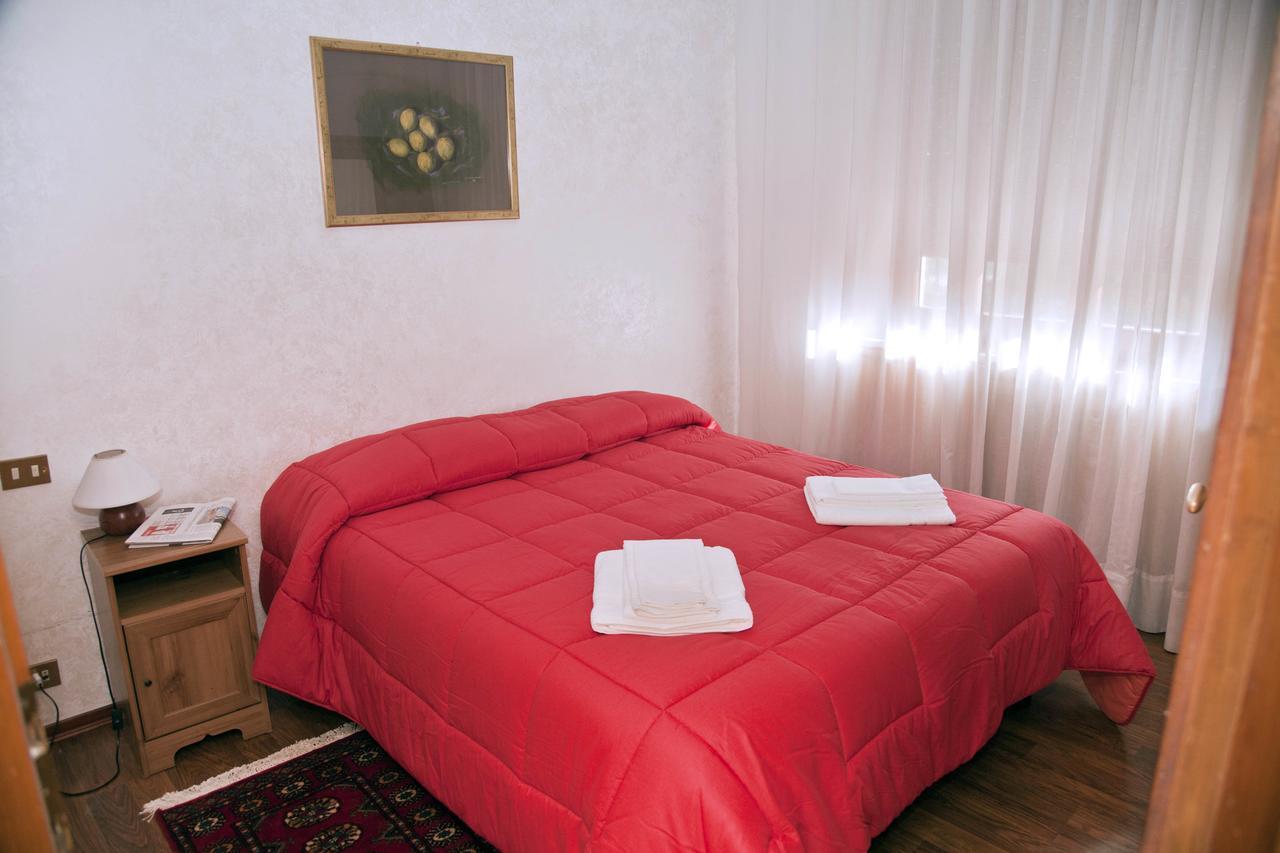 Kosher The In Bed & Breakfast