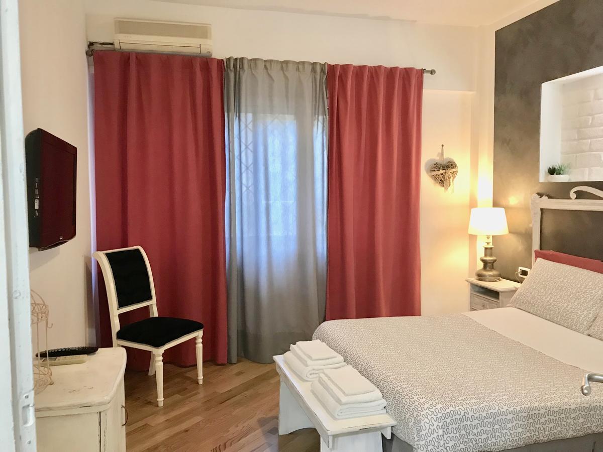 Roxy's In Apartment Rome