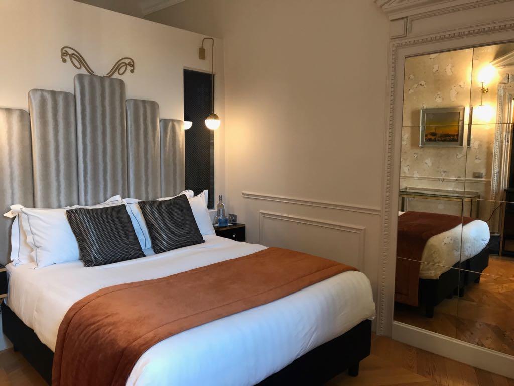 Guest house Maison Torre Argentina Rome