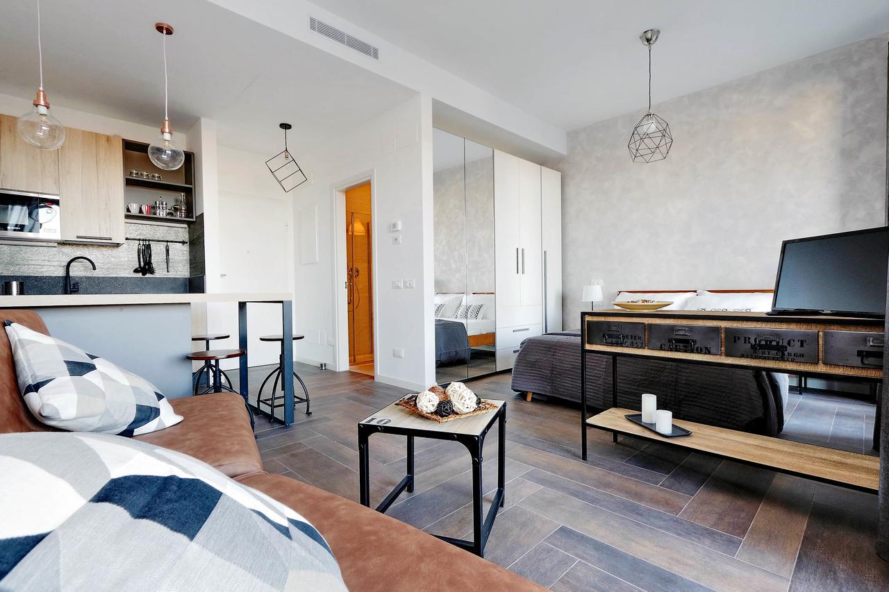 Ych-delizioso Monolocale Con Terrazzo Appartement Rome