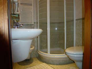Aristotele 2*