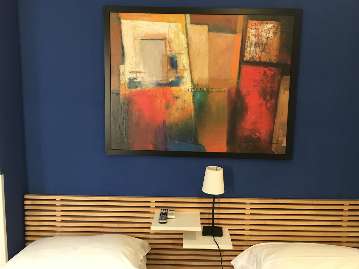 Almi Bed & Breakfast 3*