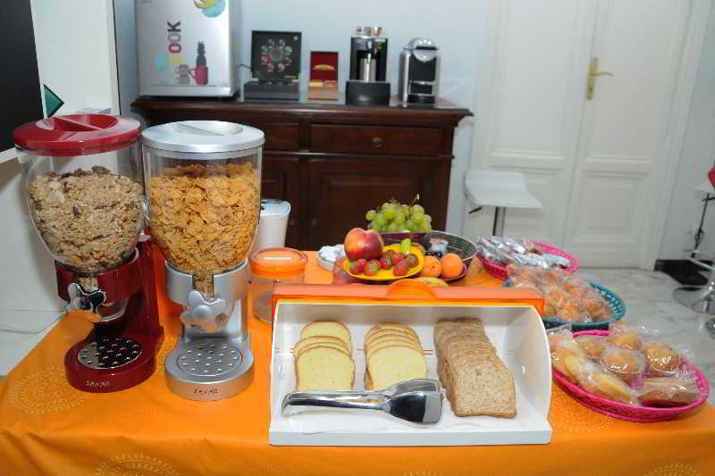 2 Passi Al Colosseo Bed & Breakfast Rome
