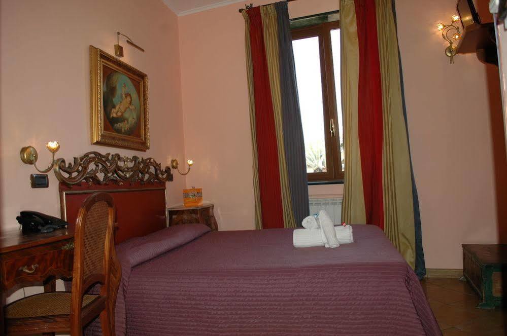 Vibel Hotel 2*