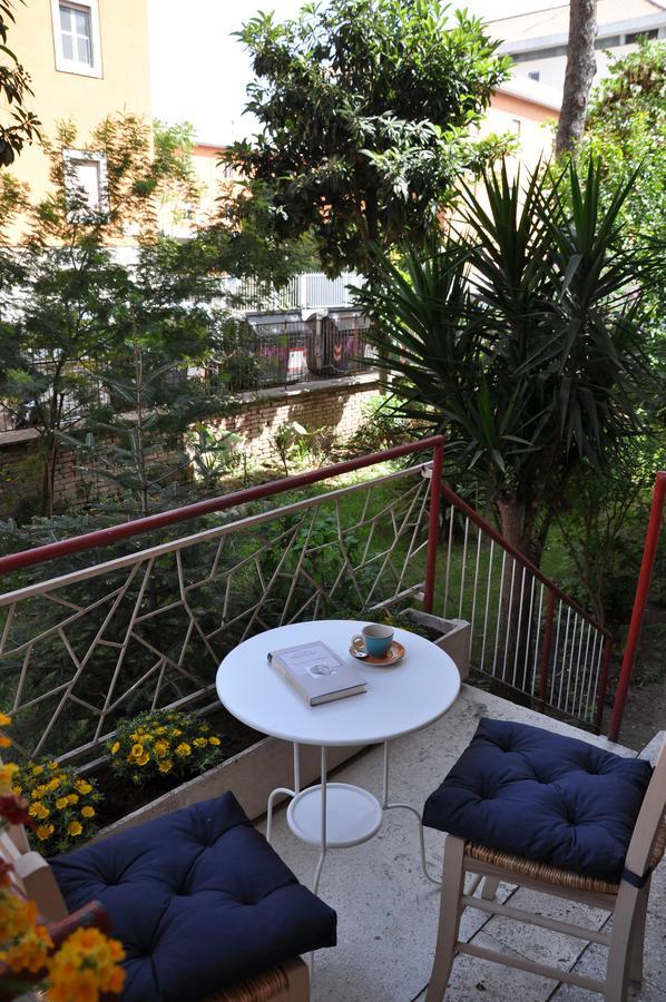 Livinghouse Bed & Breakfast 2*