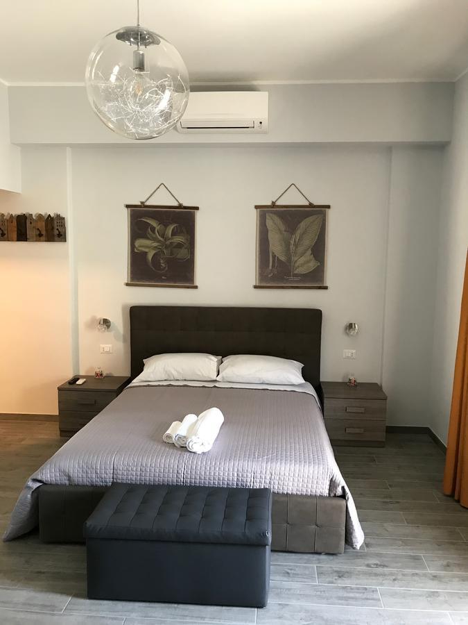 Relais Romantica Bed & Breakfast Rome